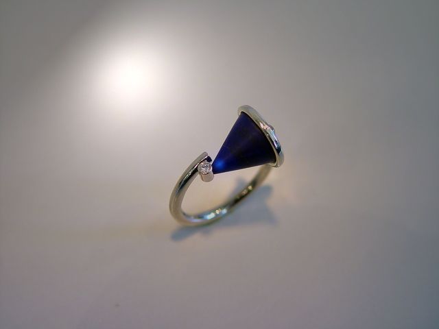 ring-wit-goud-lapis-en-briljant